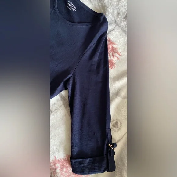 Chico's women’s Navy Top Size L - Picture 7 of 7